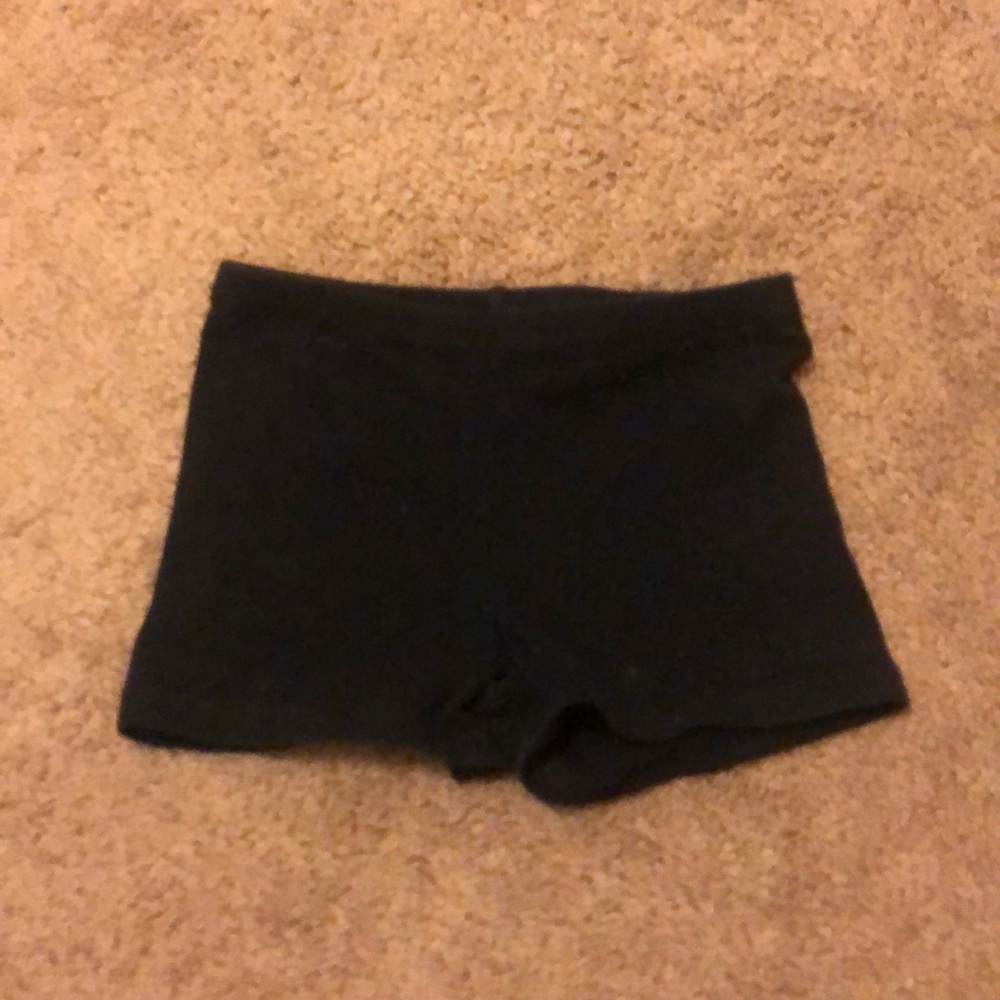 Old Navy bike shorts stretch s 6-7 black